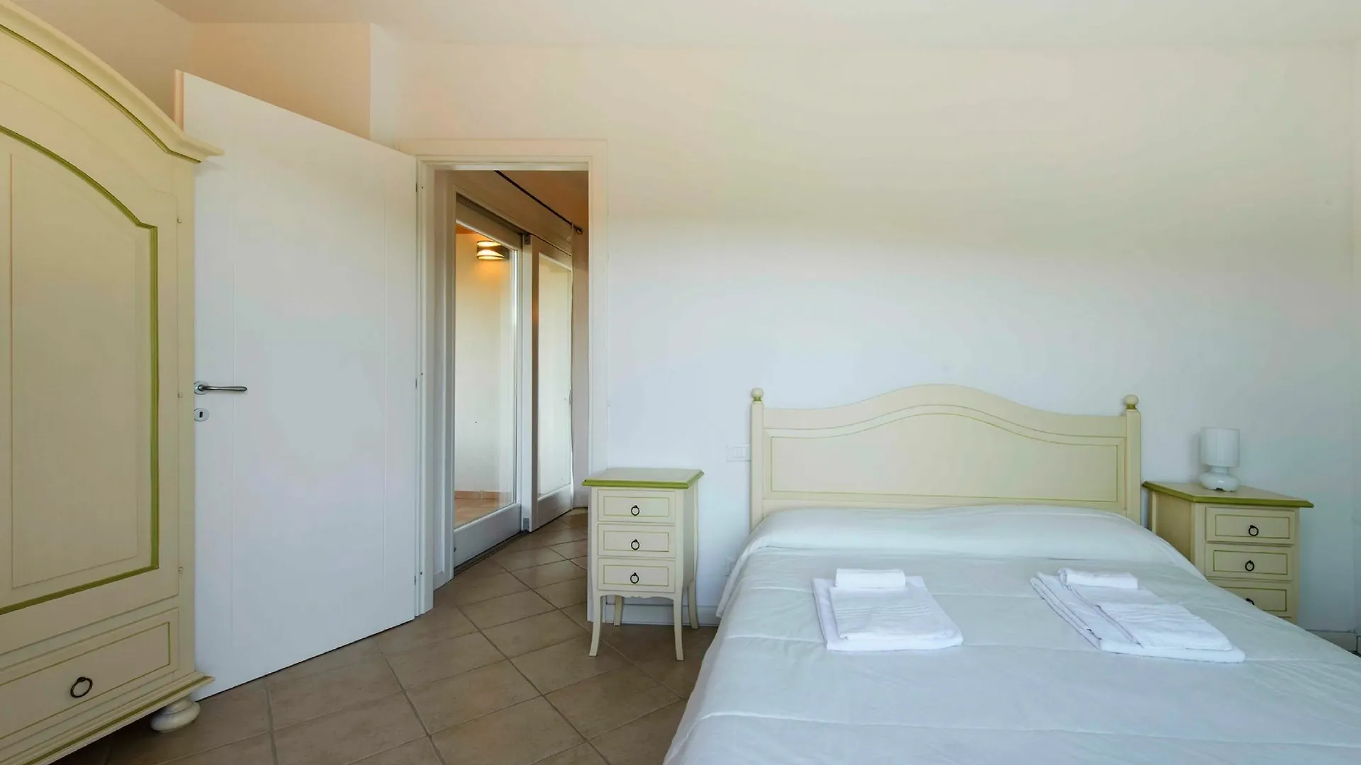Residence Ea Bianca Baja Sardinia