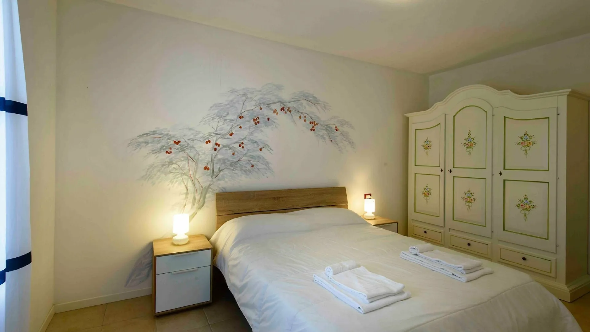 Residence Ea Bianca Baja Sardinia Aparthotel